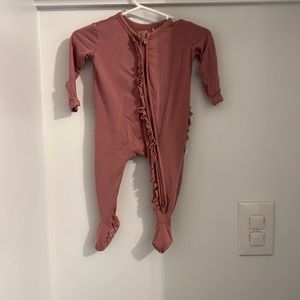 Newborn Posh Peanut sleeper